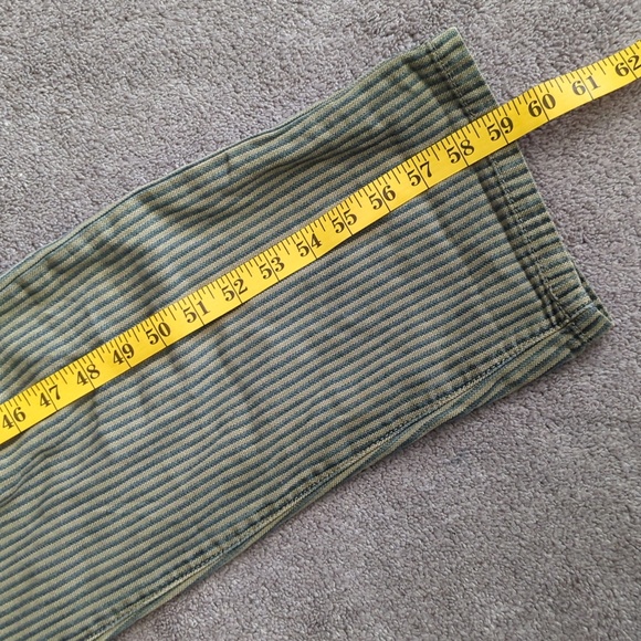 We the Free – Ziggy Denim Overall in Railroad Stripe – Olive Sparrow Green - Picture 9 of 10